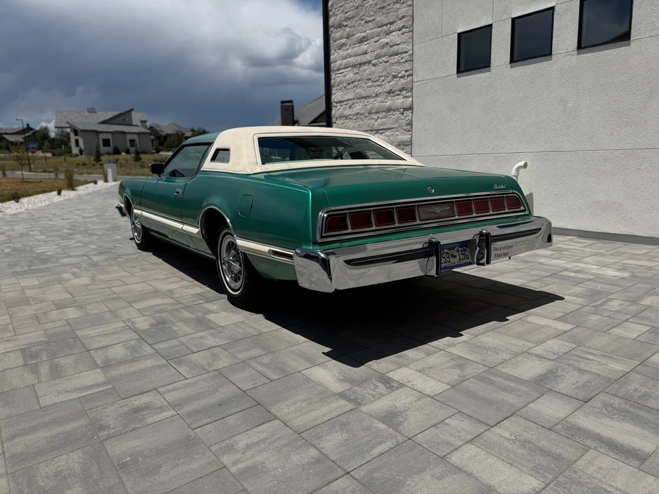1975 Ford Thunderbird 6th Gen - Image 14 of 31