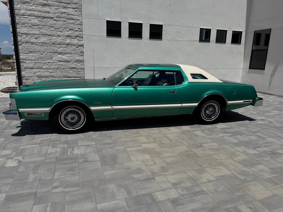 1975 Ford Thunderbird 6th Gen - Image 11 of 31