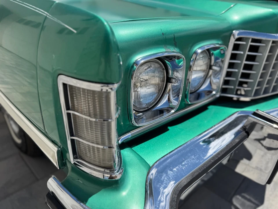 1975 Ford Thunderbird 6th Gen - Image 23 of 31