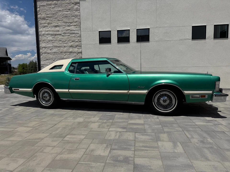 1975 Ford Thunderbird 6th Gen - Image 20 of 31