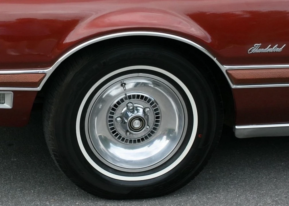 1975 Ford Thunderbird 5th Gen - Image 22 of 31