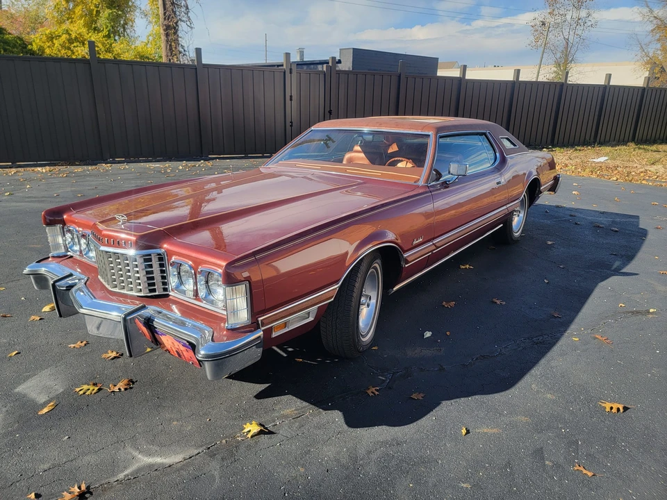 1975 Ford Thunderbird 5th Gen - Image 2 of 31