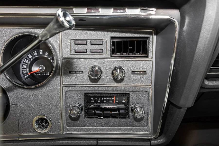 1975 Ford Thunderbird 6th Gen - Image 27 of 31
