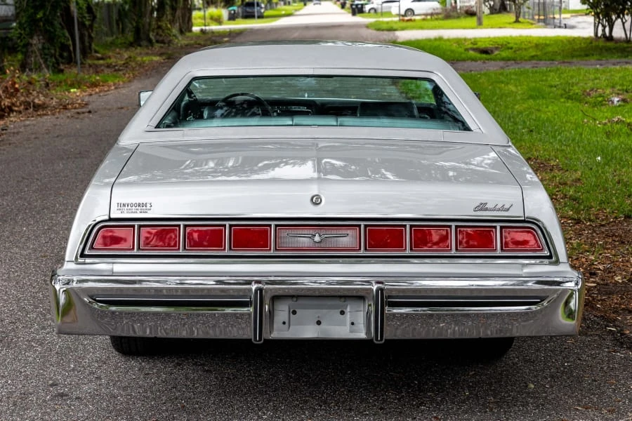 1975 Ford Thunderbird 6th Gen - Image 10 of 31