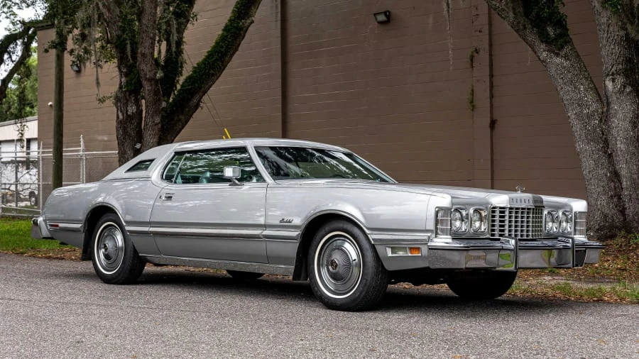 1975 Ford Thunderbird 6th Gen - Image 3 of 31