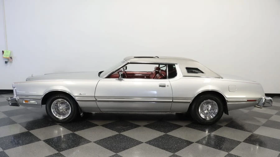 1975 Ford Thunderbird 6th Gen - Image 5 of 23