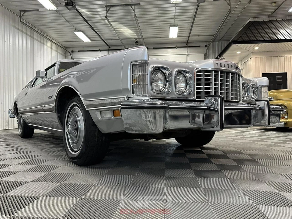 1975 Ford Thunderbird 6th Gen - Image 15 of 31