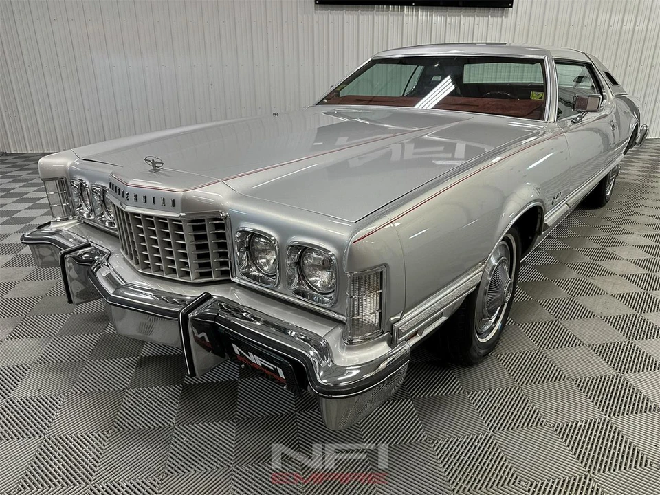 1975 Ford Thunderbird 6th Gen - Image 3 of 31