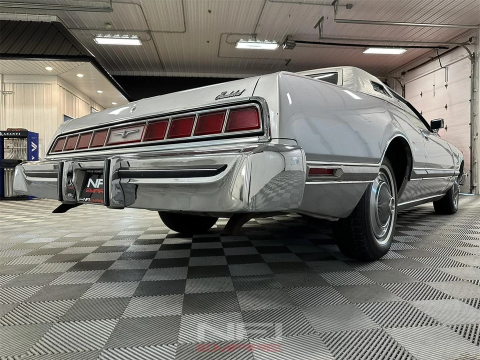 1975 Ford Thunderbird 6th Gen - Image 19 of 31