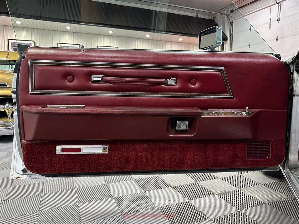 1975 Ford Thunderbird 6th Gen - Image 30 of 31