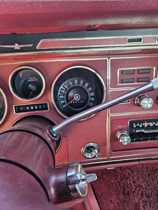 1975 Ford Thunderbird 6th Gen - Image 9 of 15