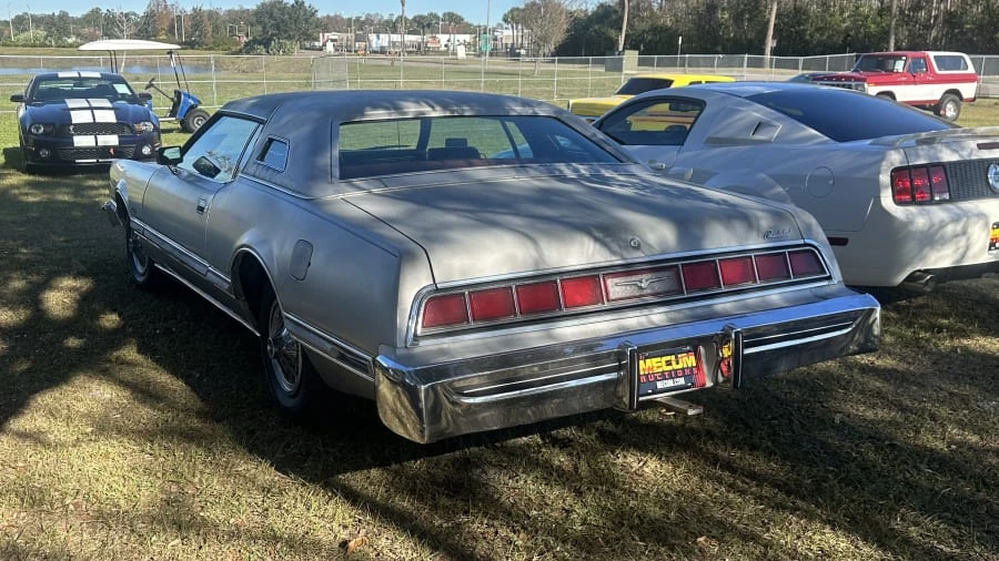 1975 Ford Thunderbird 6th Gen - Image 4 of 11