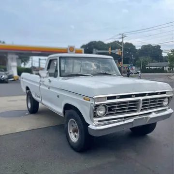 1975 Ford F100 Camper Special