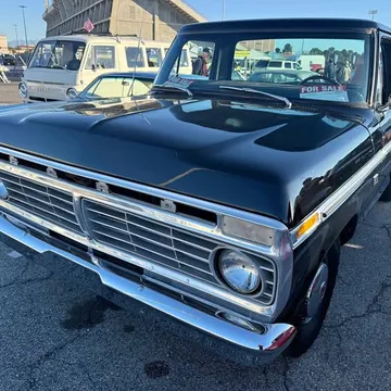 1975 Ford F-100 Ranger Short Bed