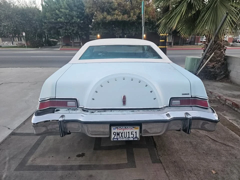 1975 Lincoln Continental Mark IV - Image 8 of 13