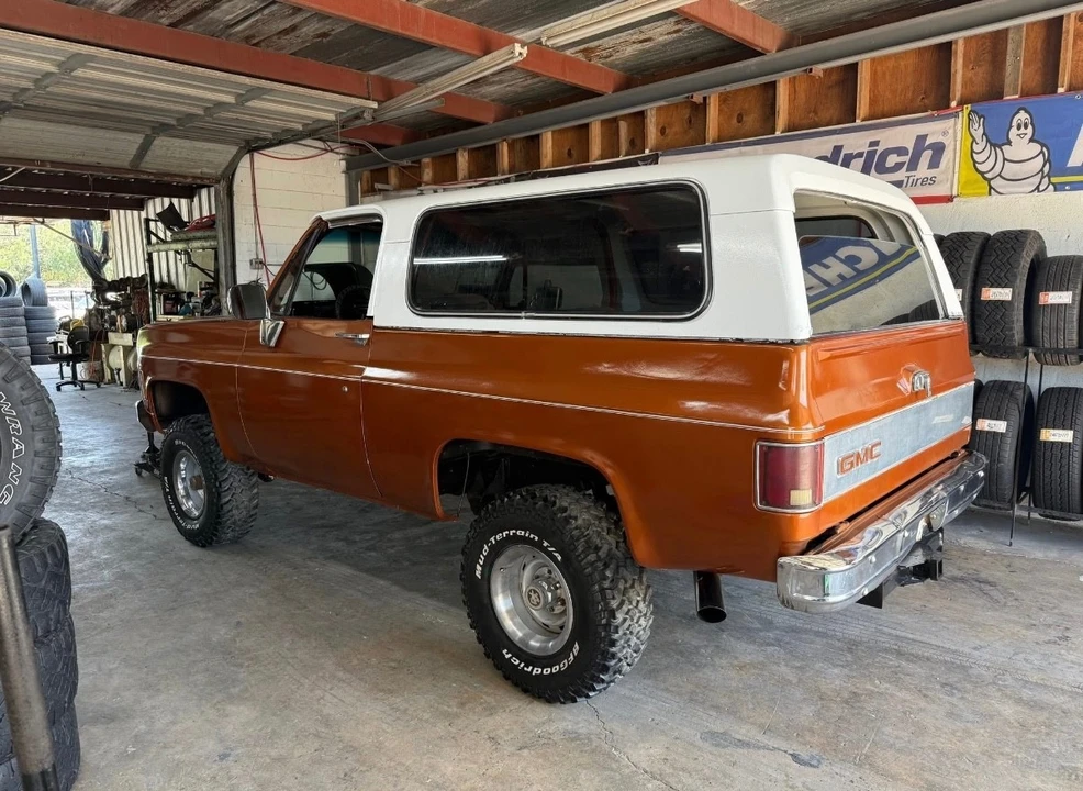 1975 GMC Jimmy 2nd Gen - Image 2 of 10