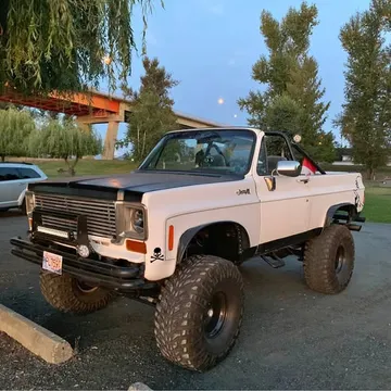 1975 GMC Jimmy 4x4