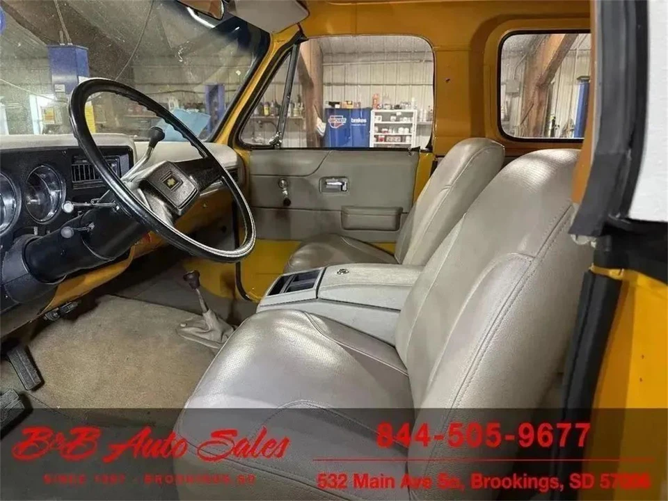 1975 GMC Jimmy 2nd Gen - Image 2 of 31