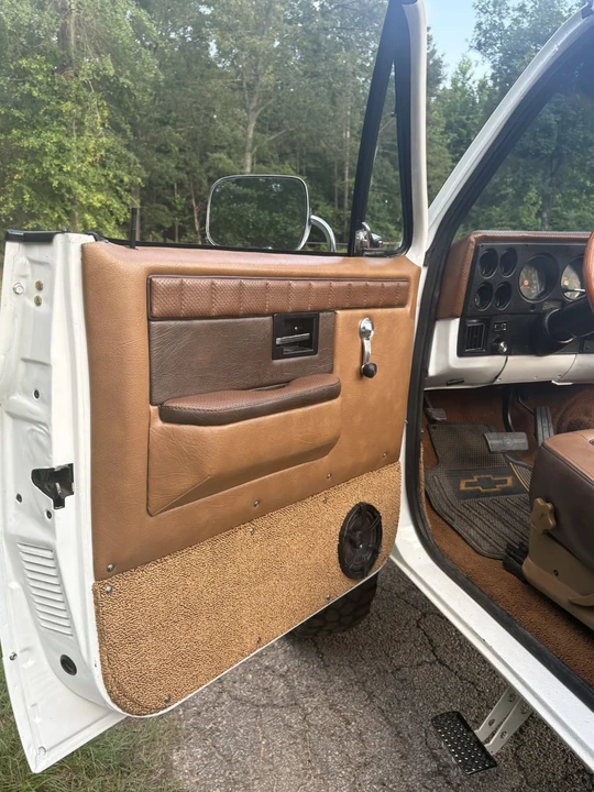 1975 GMC Jimmy 2nd Gen - Image 17 of 25