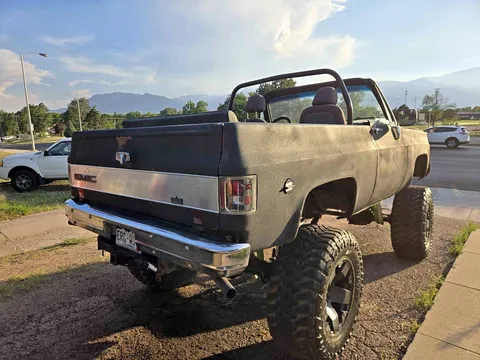 1975 GMC Jimmy K5 Blazer