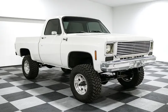1975 GMC K15