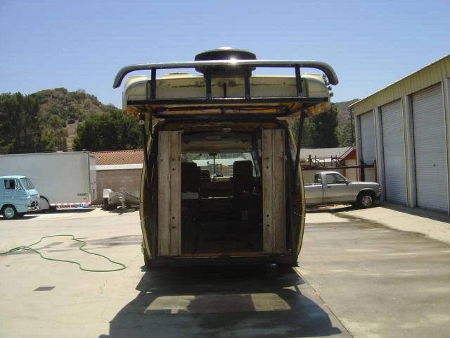1975 GMC Motorhome - Image 14 of 31