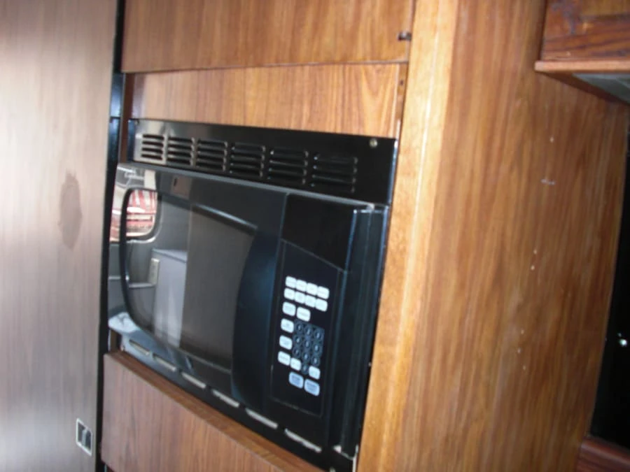 1975 GMC Motorhome - Image 11 of 21