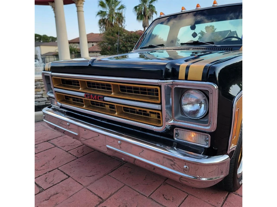 1975 GMC C/K 3rd Gen - Image 11 of 31