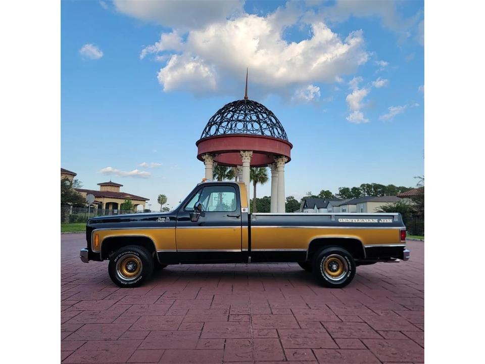 1975 GMC C/K 3rd Gen - Image 2 of 31