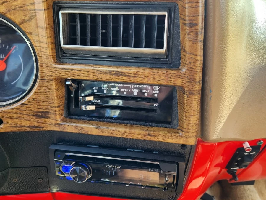 1975 GMC C/K 3rd Gen - Image 10 of 13