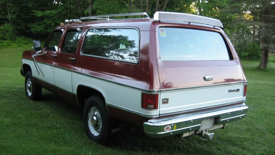 1975 GMC Suburban 7th Gen - Image 3 of 9