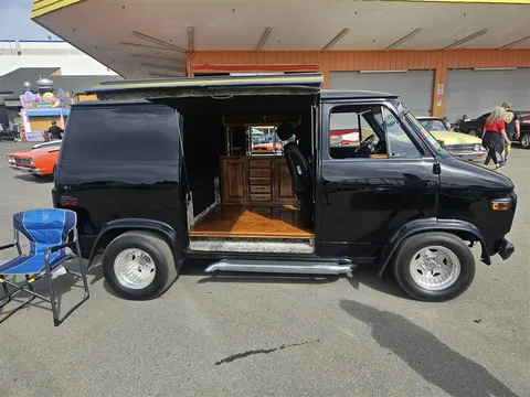 1975 GMC Vandura