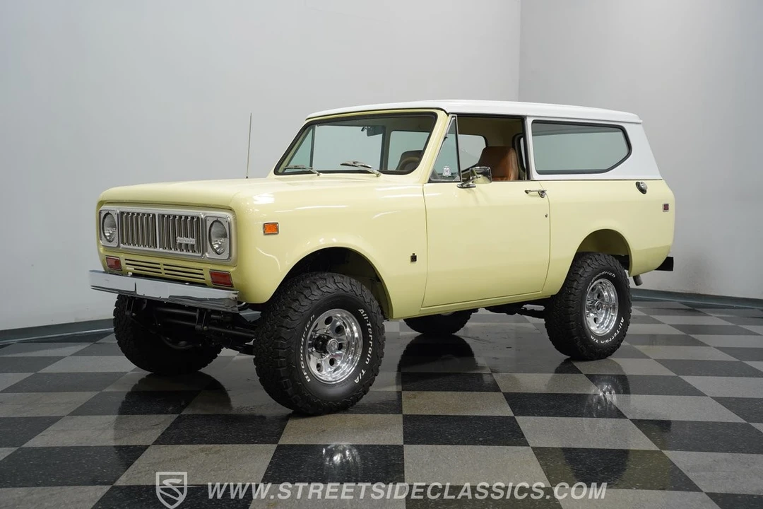 1975 International Harvester Travelall - Image 6 of 12