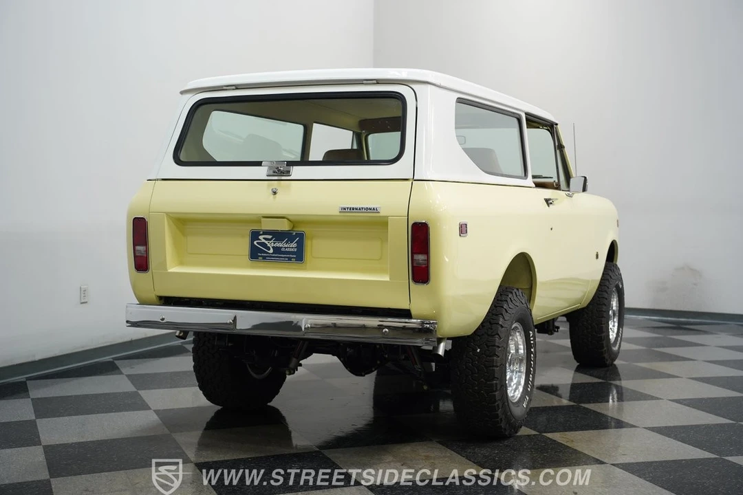 1975 International Harvester Travelall - Image 12 of 12