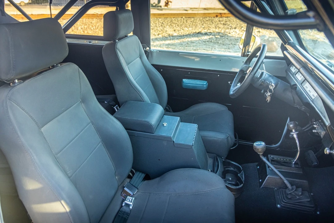 1975 International Harvester Scout - Image 25 of 31
