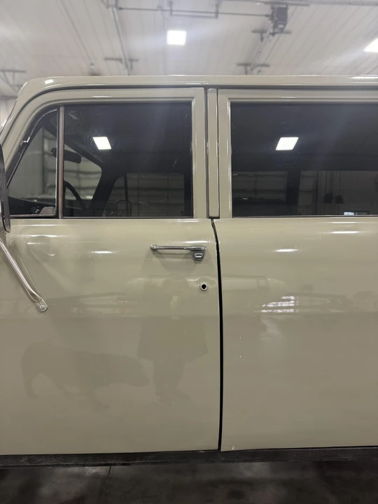 1975 International Harvester Travelall - Image 19 of 31