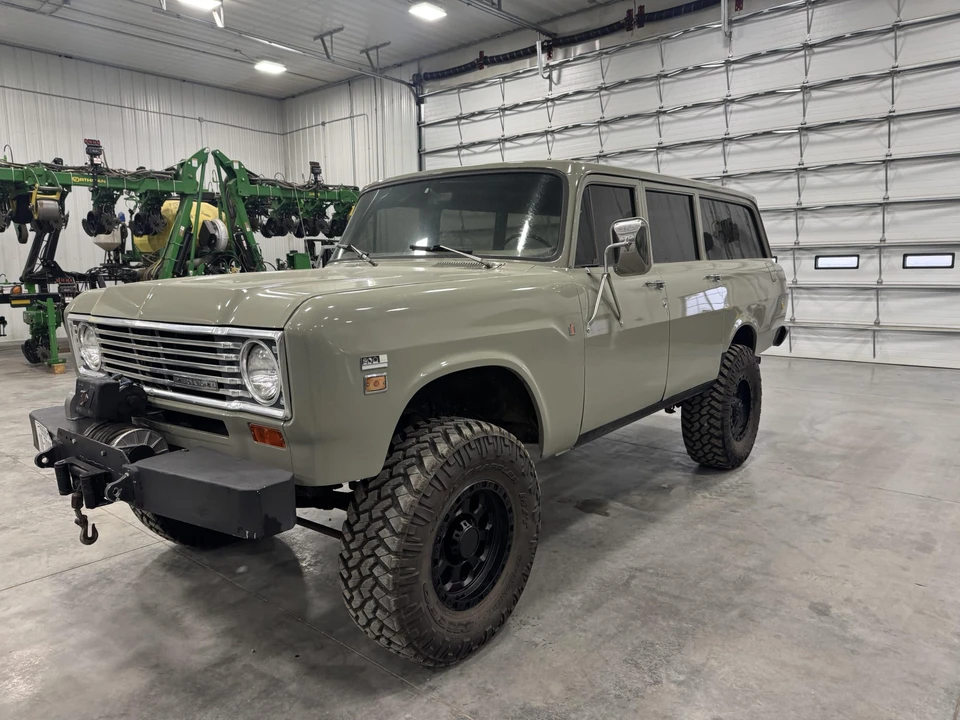 1975 International Harvester Travelall - Image 4 of 31