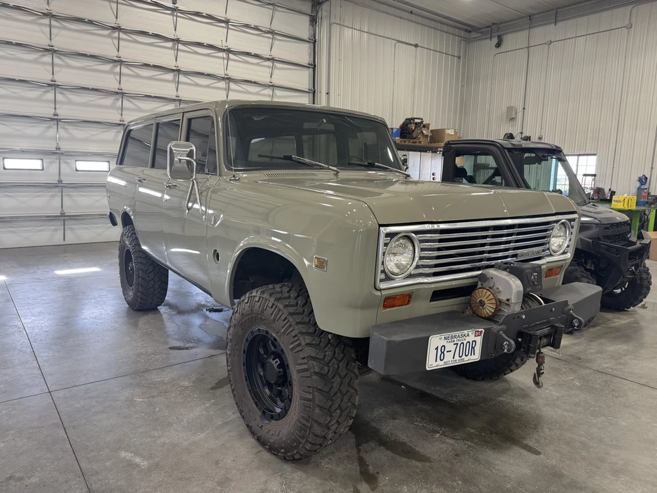 1975 International Harvester Travelall - Image 11 of 31