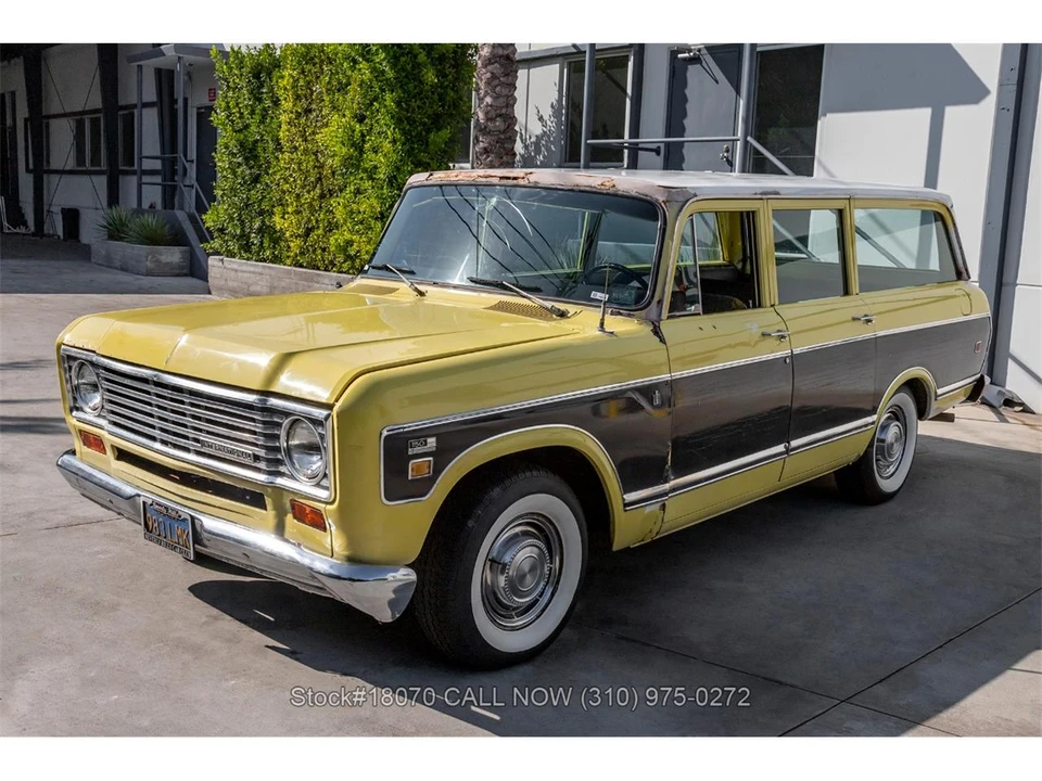 1975 International Harvester Travelall - Image 8 of 31