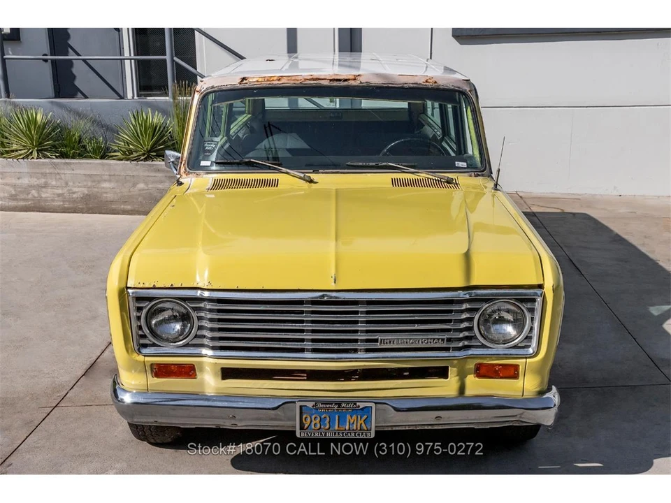 1975 International Harvester Travelall - Image 2 of 31