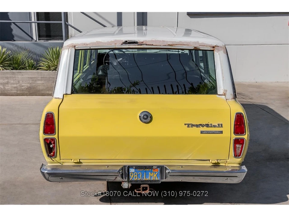 1975 International Harvester Travelall - Image 6 of 31