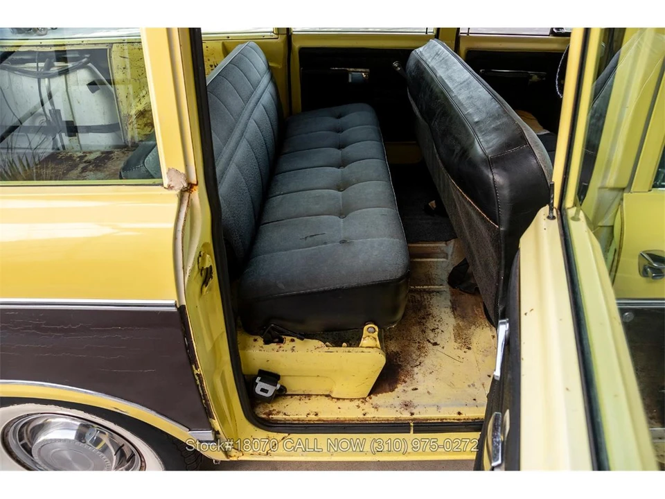 1975 International Harvester Travelall - Image 21 of 31