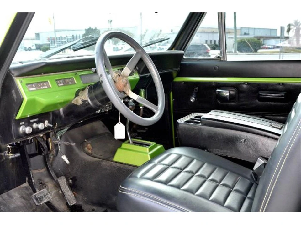 1975 International - Image 2 of 10