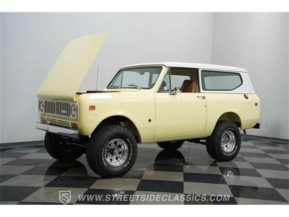 1975 International - Image 28 of 31