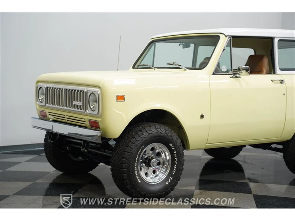 1975 International - Image 16 of 31