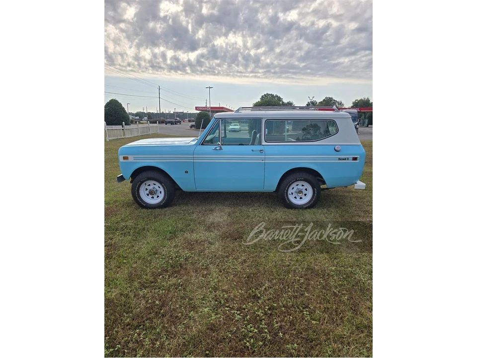 1975 International - Image 2 of 5