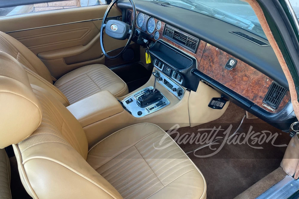 1975 Jaguar XJ Coupe - Image 9 of 11