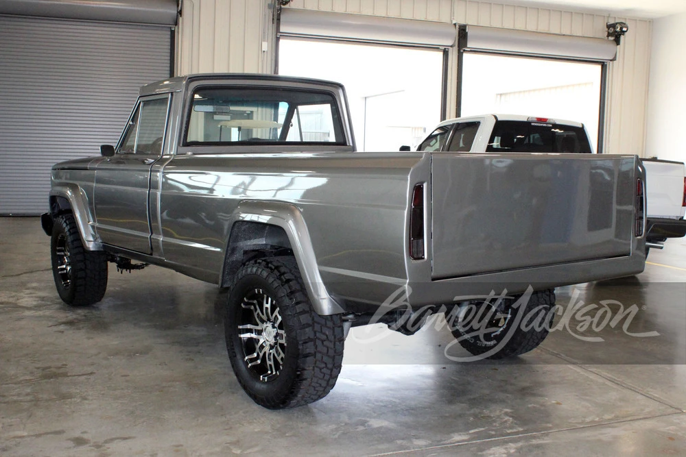 1975 Jeep SJ Gladiator - Image 9 of 10