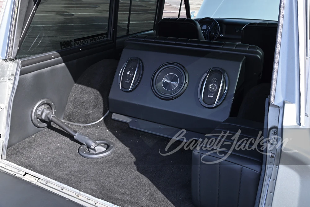 1975 Jeep SJ Wagoneer - Image 9 of 26