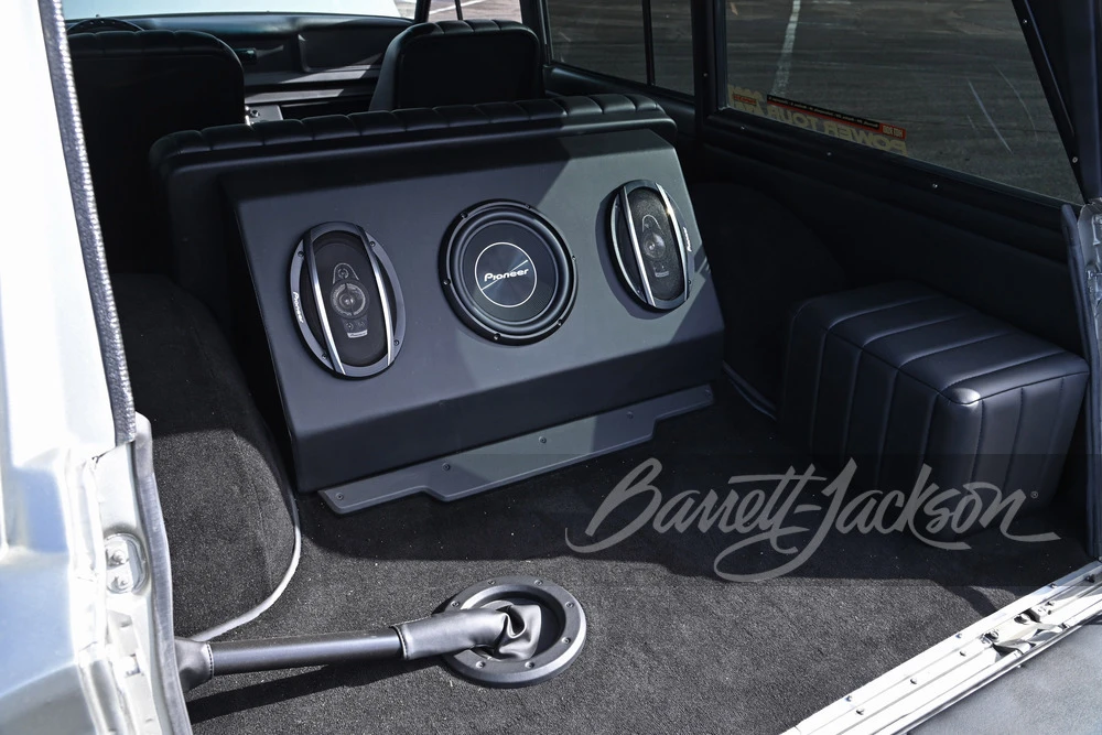 1975 Jeep SJ Wagoneer - Image 15 of 26